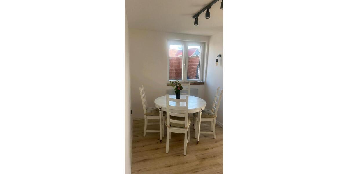 Einfamilienhaus Ratzeburg - 9 Zimmer, 100 m&sup2;, 399.000&euro; | Angebot:24813230
