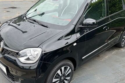 Renault Twingo 9.600 km 23.780 € Bad Segeberg 23795