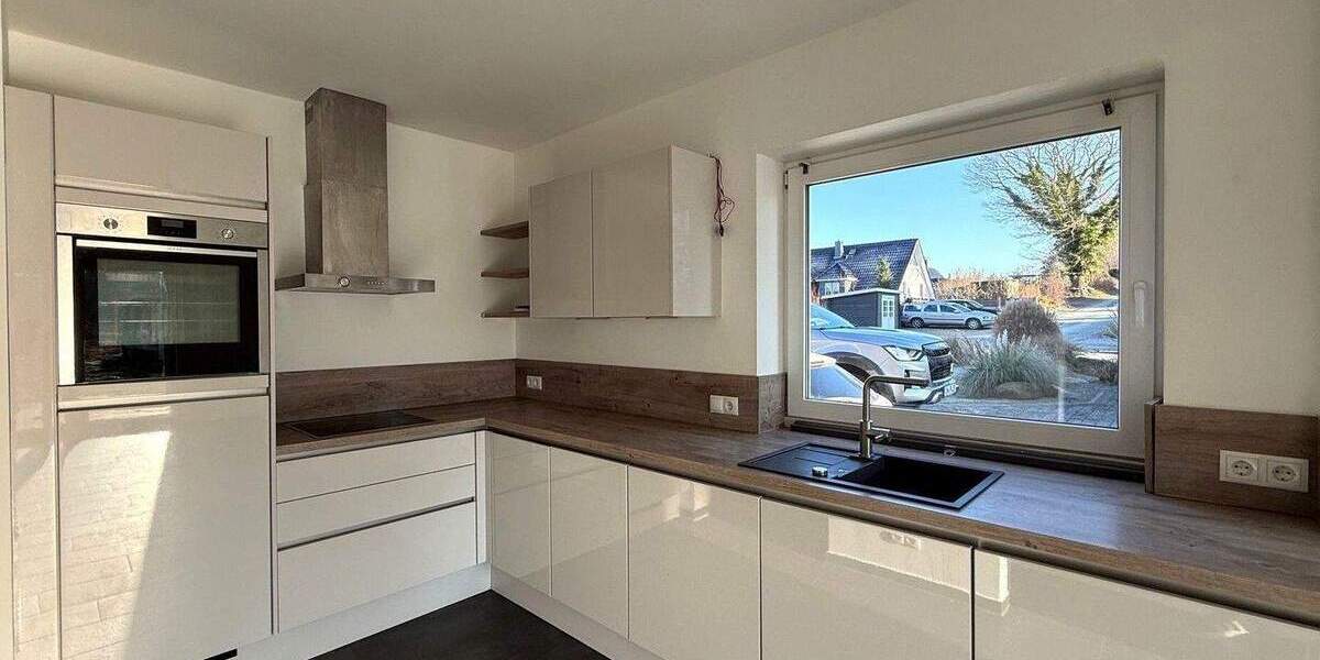 Doppelhaushälfte Scharbeutz - 4 Zimmer, 113 m&sup2;, 1.900&euro; | Angebot:25779599