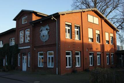 Wohnung Dachgeschoß 23 Zimmer 2 zimmer