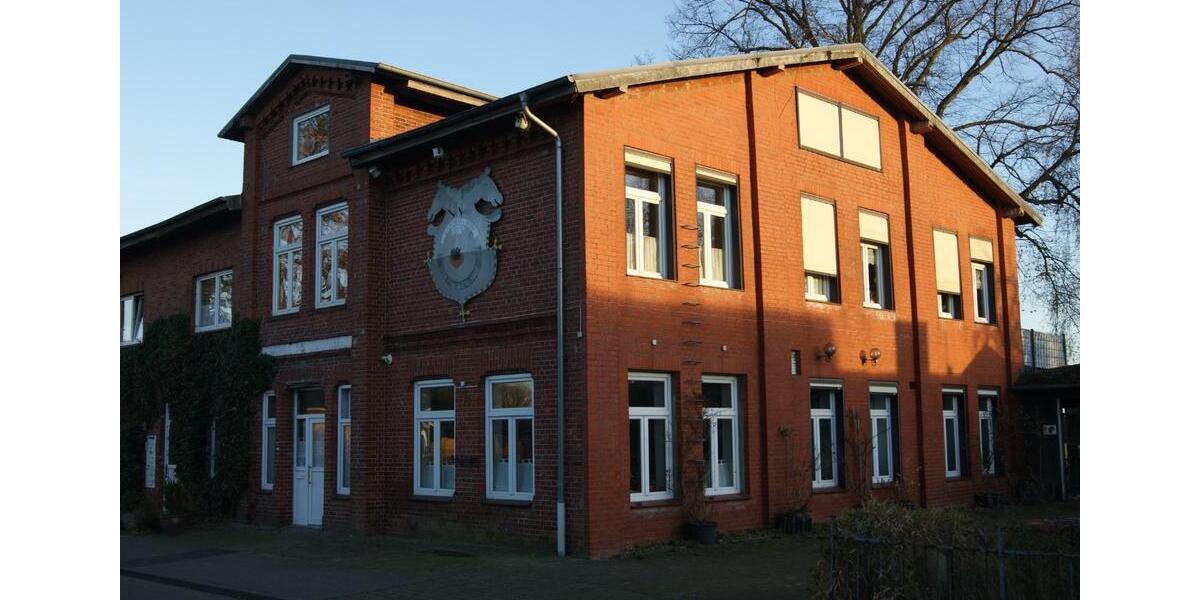 Wohnung Dachgeschoß 23 Zimmer 2 zimmer