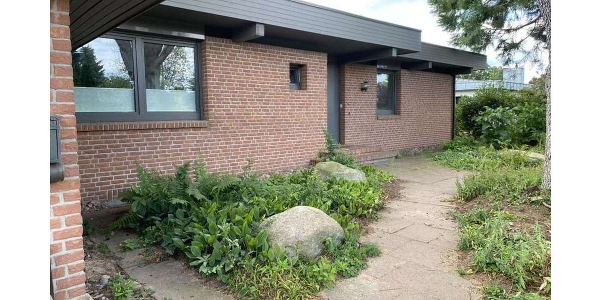 Einfamilienhaus Bad Segeberg - 4 Zimmer, 175 m&sup2;, 2.275&euro; | Angebot:27031683