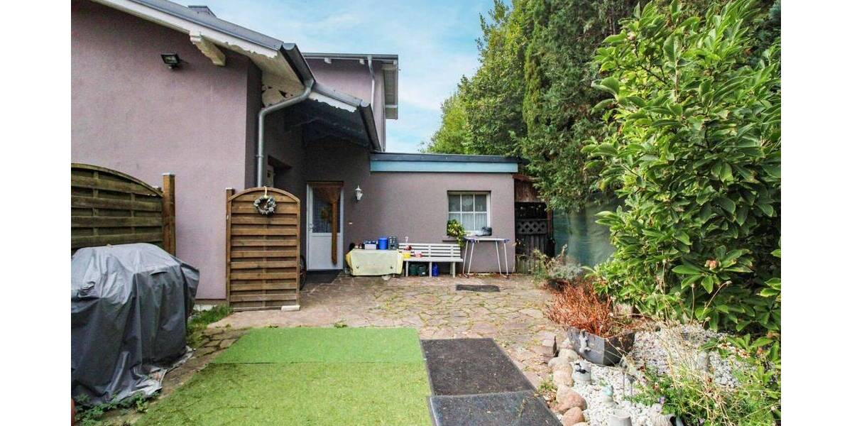 Mehrfamilienhaus, Wohnhaus Fahrenkrug - 9 Zimmer, 334.000&euro; | Angebot:26842459