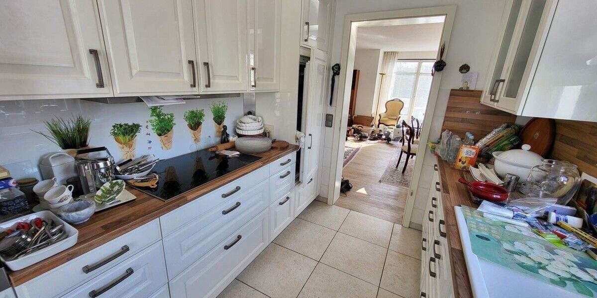 Etagenwohnung Bad Schwartau - 3 Zimmer, 109 m&sup2;, 1.630&euro; | Angebot:25601899