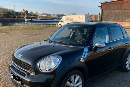 Mini Countryman S (Cooper) 116.000 km 7.600 &euro; Lübeck 23554