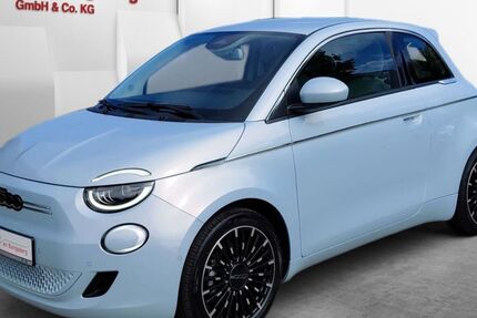 Fiat 500e 11.750 km 23.990 &euro; Lübeck 23554