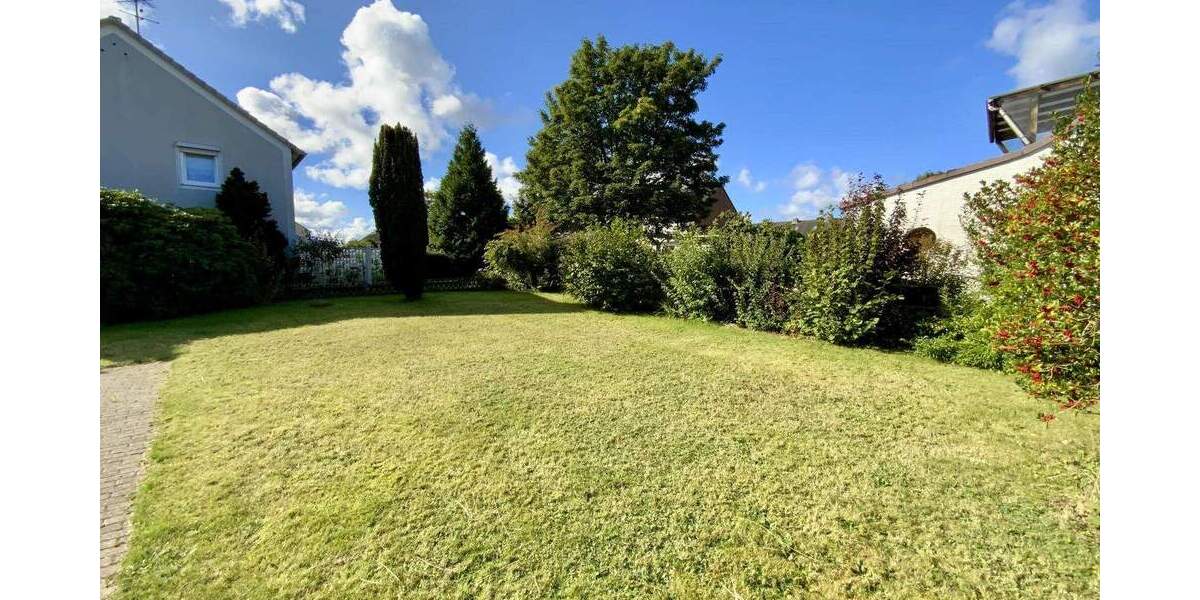 Doppelhaushälfte Lübeck Kücknitz - 5 Zimmer, 90 m&sup2;, 199.000&euro; | Angebot:25196126