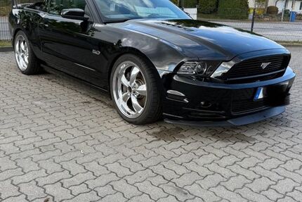 Ford Mustang 72.000 km 29.990 € Bad Segeberg 23795