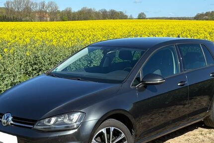 VW Golf 125.000 km 12.750 &euro; Labenz 23898
