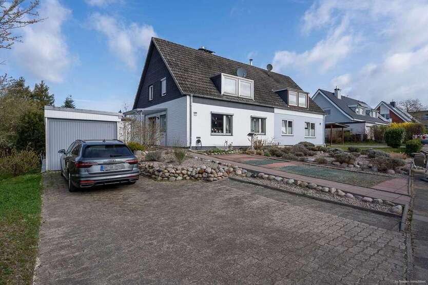 Haus zum Kaufen in Eutin 349.000 € 112.2 m²