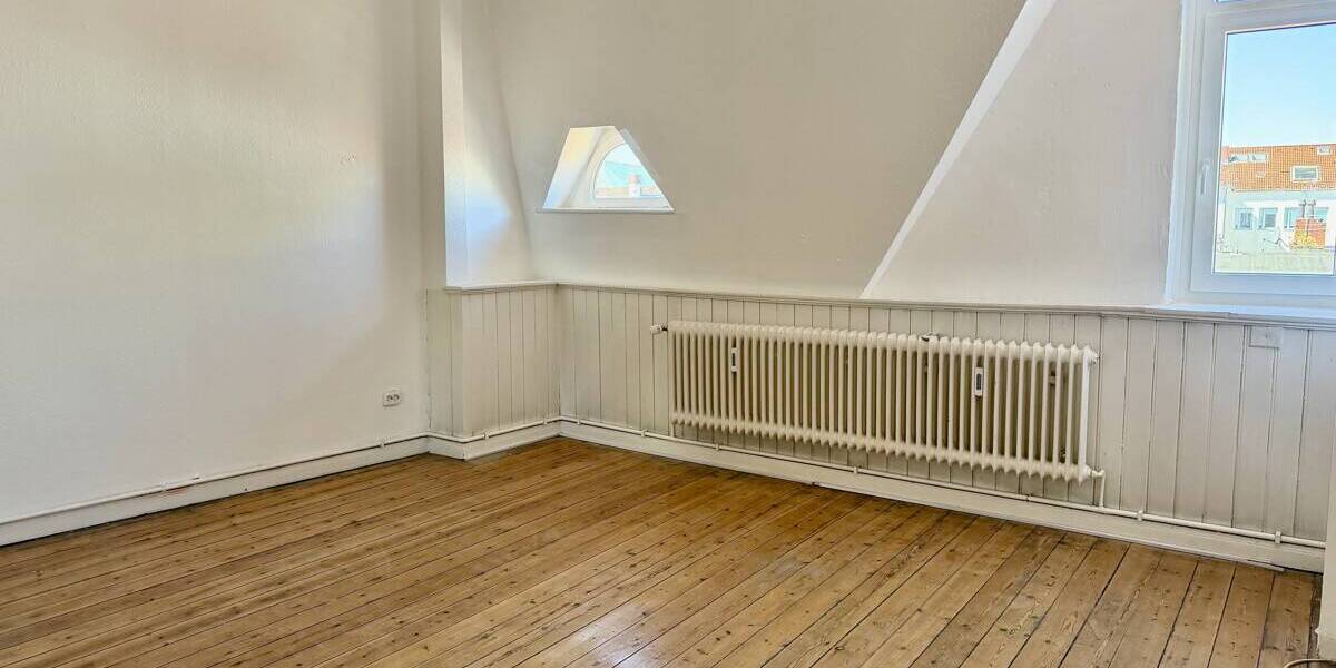 Etagenwohnung Lübeck Innenstadt - 4 Zimmer, 122 m&sup2;, 1.900&euro; | Angebot:26528239