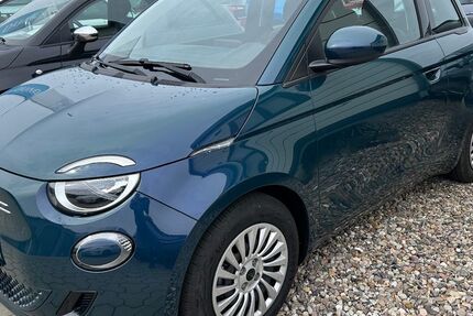 Fiat 500e 9.028 km 15.700 € Ratzeburg 23909