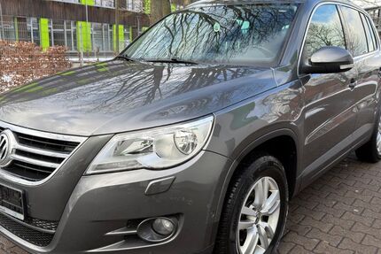 VW Tiguan 238.000 km 6.999 &euro; Lübeck 23560