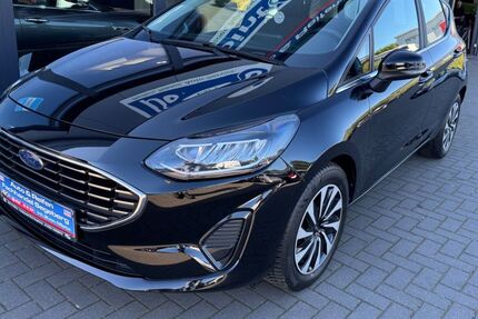 Ford Fiesta 26.100 km 17.290 € Bad Segeberg 23795