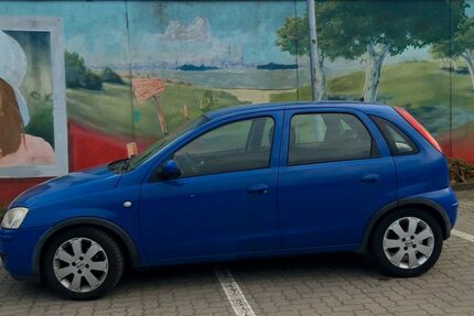 Opel Corsa 93.500 km 2.700 &euro; Lübeck 23558