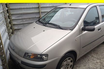 Fiat Punto 69.674 km 1.450 &euro; Lübeck 23556
