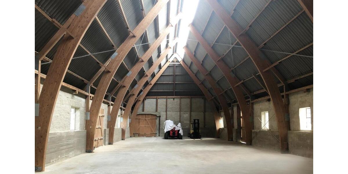 Flexible stützenfreie Halle in Holstein zimmer