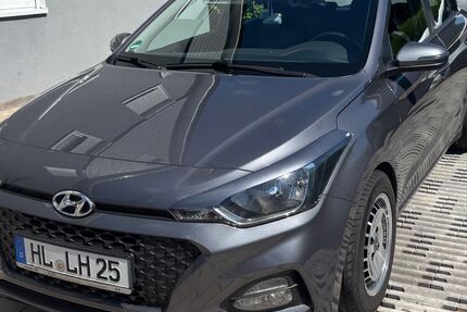 Hyundai i20 70.355 km 10.550 &euro; Lübeck 23554
