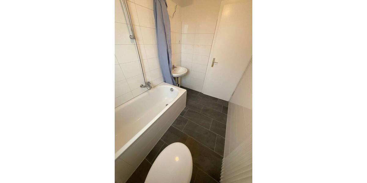 Etagenwohnung Lübeck St. Lorenz Nord - 3 Zimmer, 71 m&sup2;, 539&euro; | Angebot:26826663