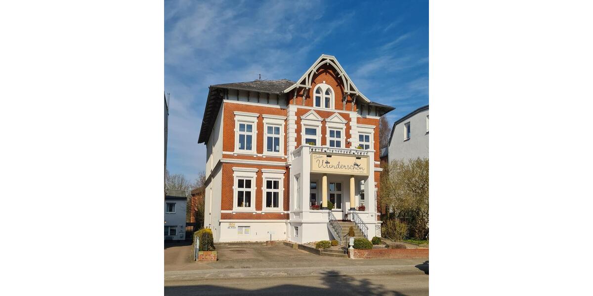 Großzügige Dachgeschosswohnung mit viel Stauraum in St. Jürgen 3 zimmer