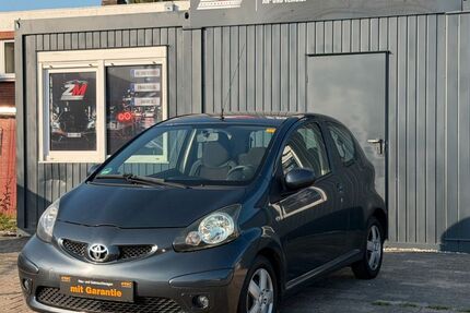 Toyota Aygo (X) 149.683 km 2.490 &euro; Lübeck 23560