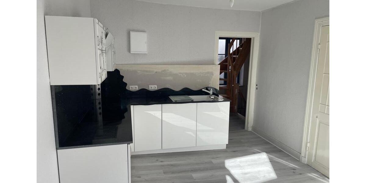 Etagenwohnung Lübeck Innenstadt - 3 Zimmer, 80 m&sup2;, 1.075&euro; | Angebot:26589436