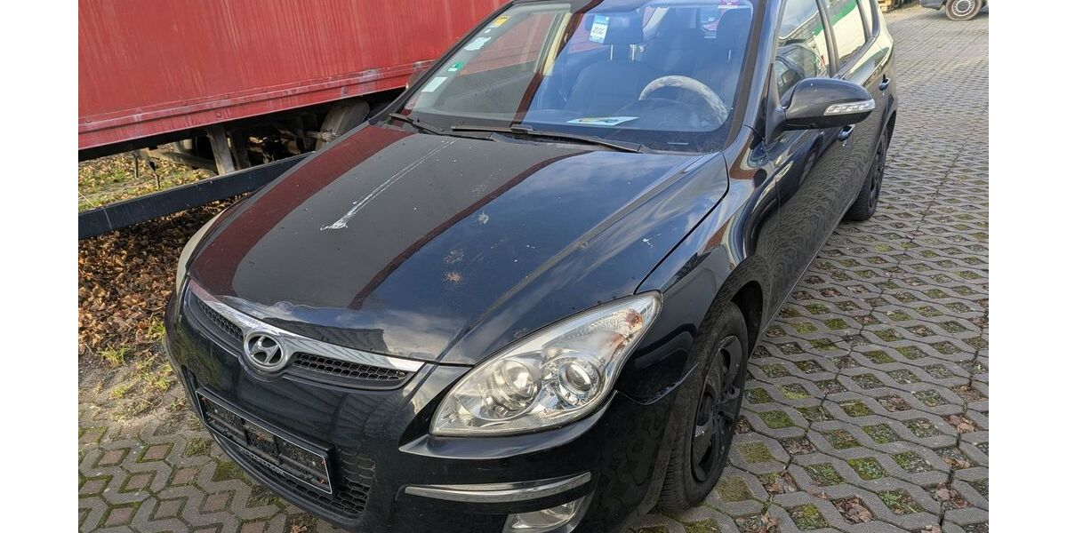 Hyundai i30 184.216 km 2.650 &euro; Lübeck 23556