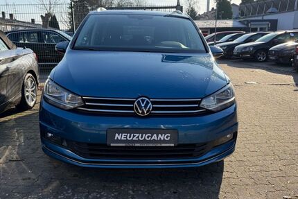 VW Touran 108.620 km 22.990 &euro; Lübeck 23560