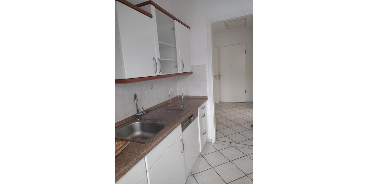 Dachgeschoßwohnung Bad Segeberg - 2 Zimmer, 77 m&sup2;, 750&euro; | Angebot:26144215