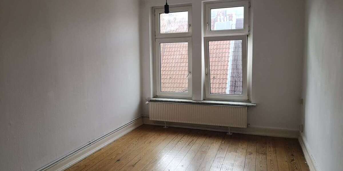 Etagenwohnung Lübeck Innenstadt - 3 Zimmer, 62 m&sup2;, 620&euro; | Angebot:25323964