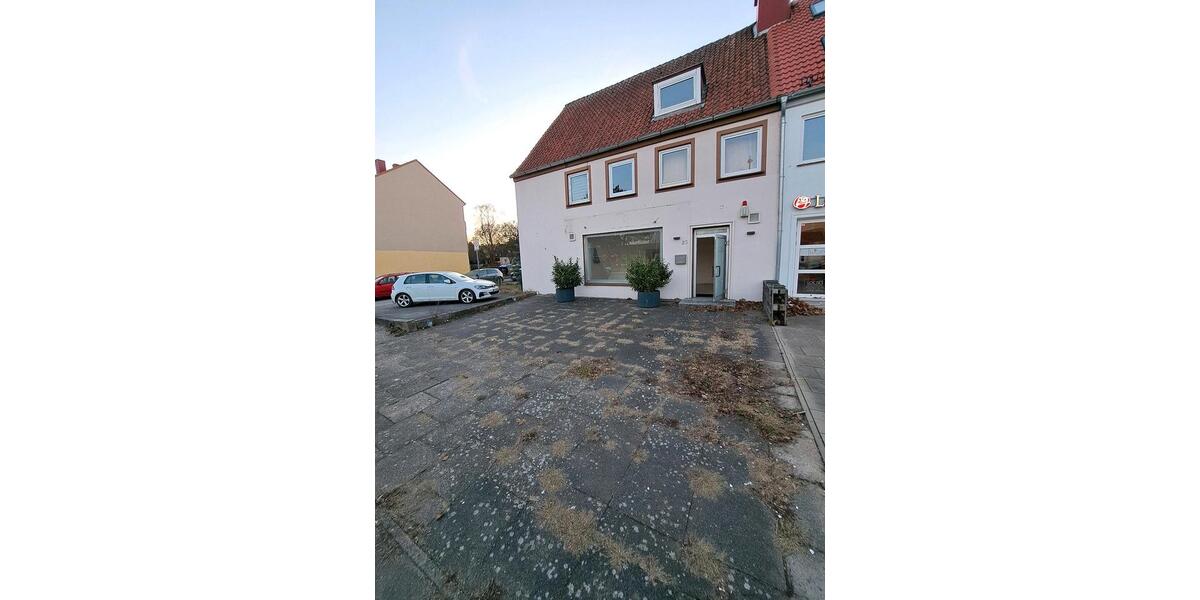 Gewerbeobjekt Lübeck Kücknitz - 800&euro; | Angebot:25324052