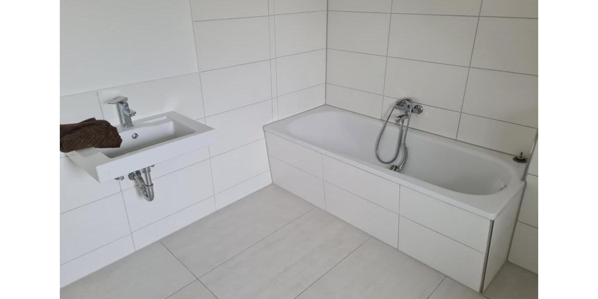 Maisonettenwohnung Tremsbüttel - 4 Zimmer, 125 m&sup2;, 1.190&euro; | Angebot:24373042