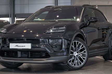 Porsche Macan 11.900 km 86.790 € Lübeck 23560