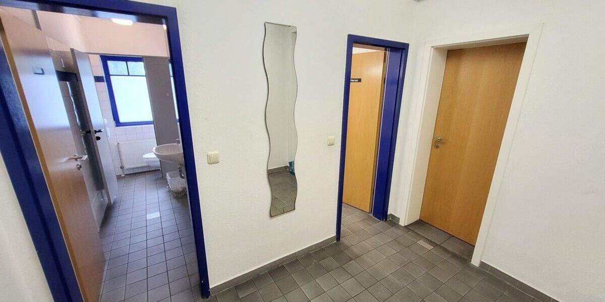 Nähe A1: Zentrale Büroräume auf 2 Etagen mit guter Verkehrsanbindung in St. Lorenz NordRoggenhorst 6 zimmer