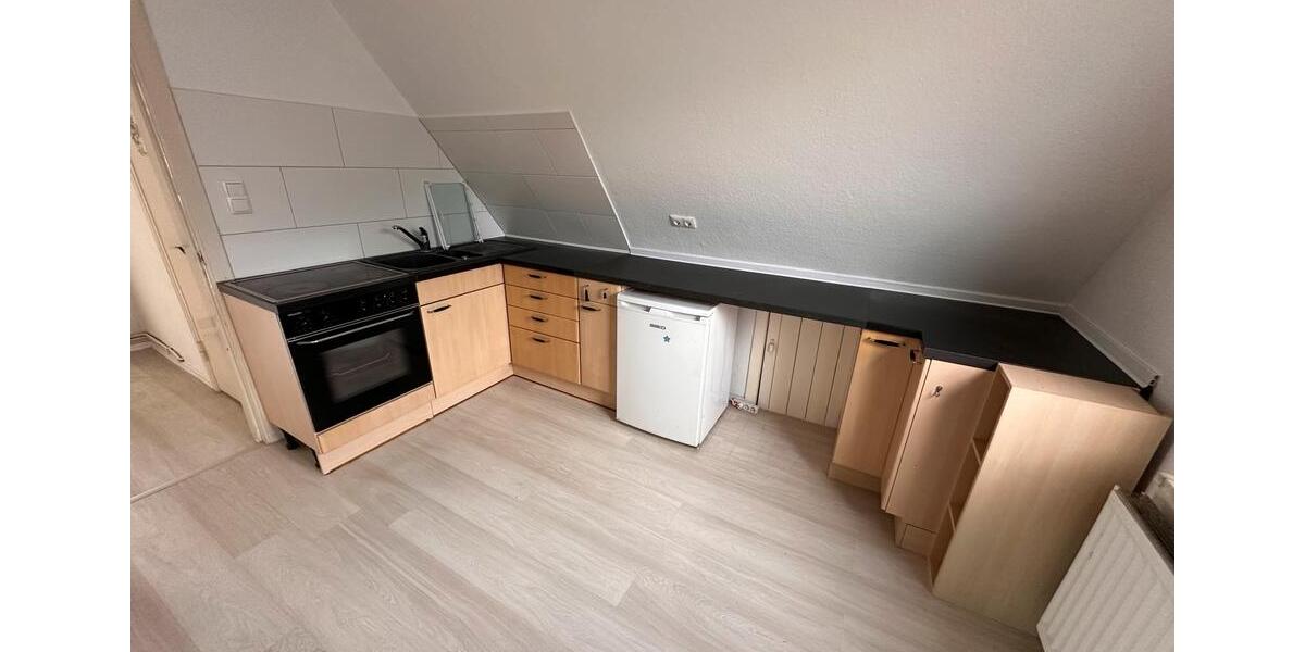 Dachgeschoßwohnung Lübeck Innenstadt - 2 Zimmer, 50 m&sup2;, 888&euro; | Angebot:25269350