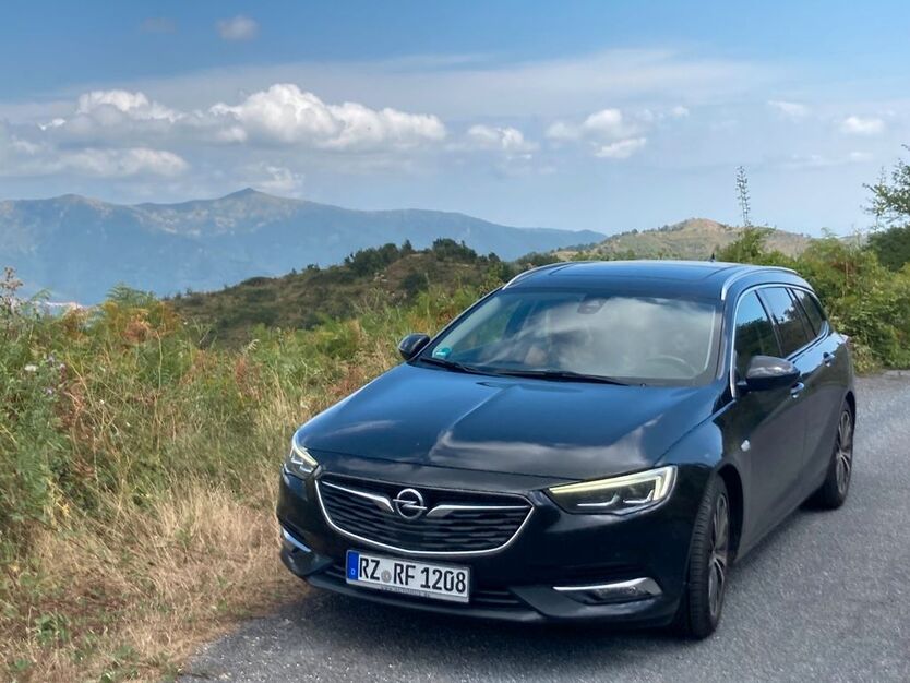 Opel Insignia 199.615 km 10.800 € Linau 22959