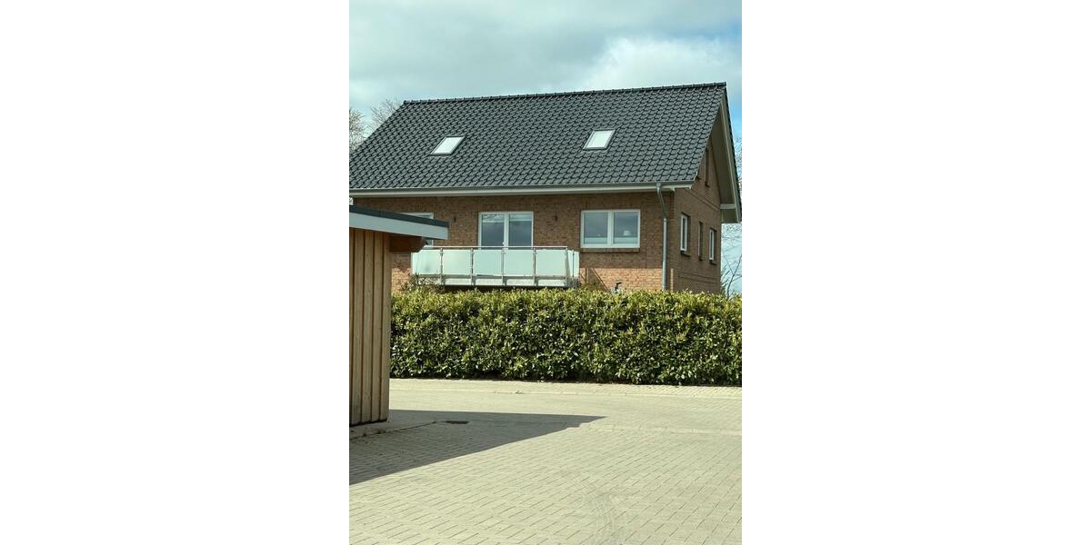 Etagenwohnung Ahrensbök - 5 Zimmer, 150 m&sup2;, 2.100&euro; | Angebot:26314348