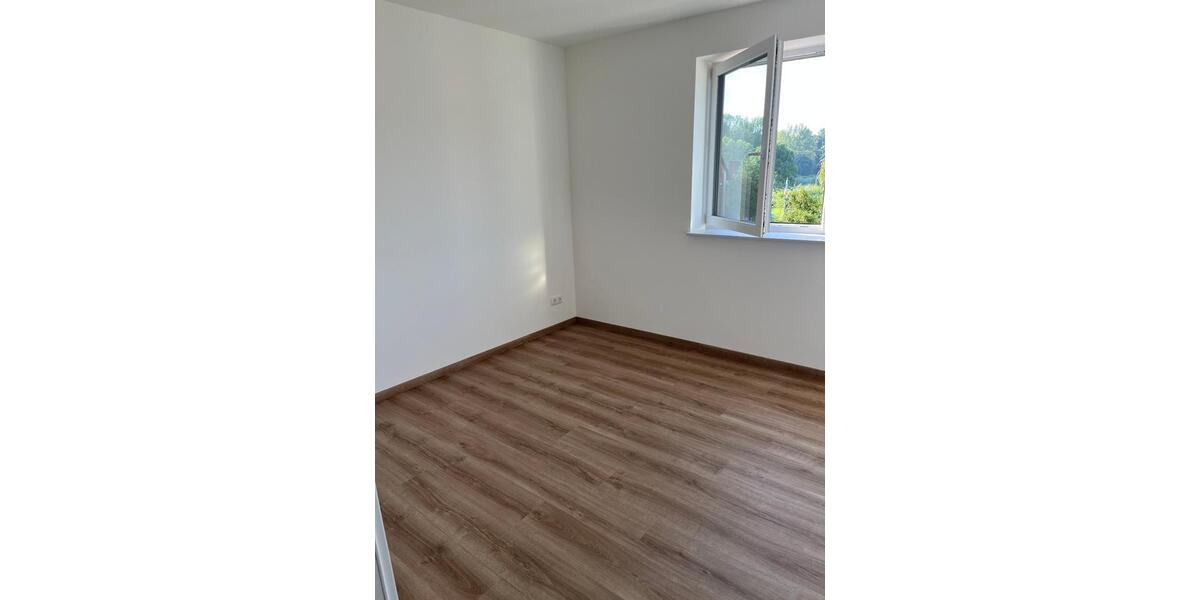 Etagenwohnung Berkenthin - 3 Zimmer, 94 m&sup2;, 1.250&euro; | Angebot:24975086