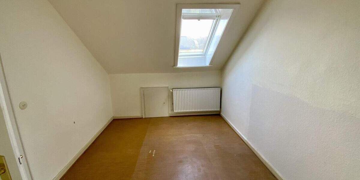 Doppelhaushälfte Lübeck Kücknitz - 5 Zimmer, 90 m&sup2;, 199.000&euro; | Angebot:25196126