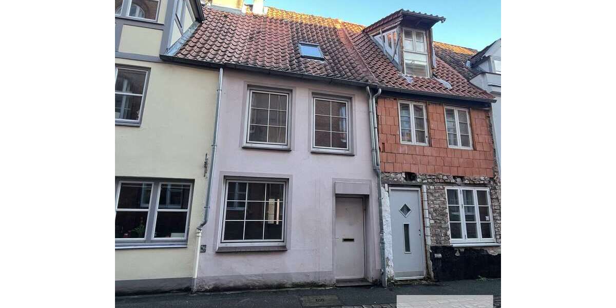 Einfamilienhaus Lübeck Innenstadt - 3 Zimmer, 53 m&sup2;, 189.000&euro; | Angebot:25490666