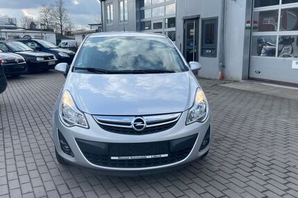 Opel Corsa 61.102 km 5.880 &euro; Lübeck 23560