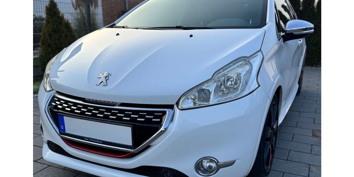 Peugeot 208 167.000 km 7.900 &euro; Nusse 23896