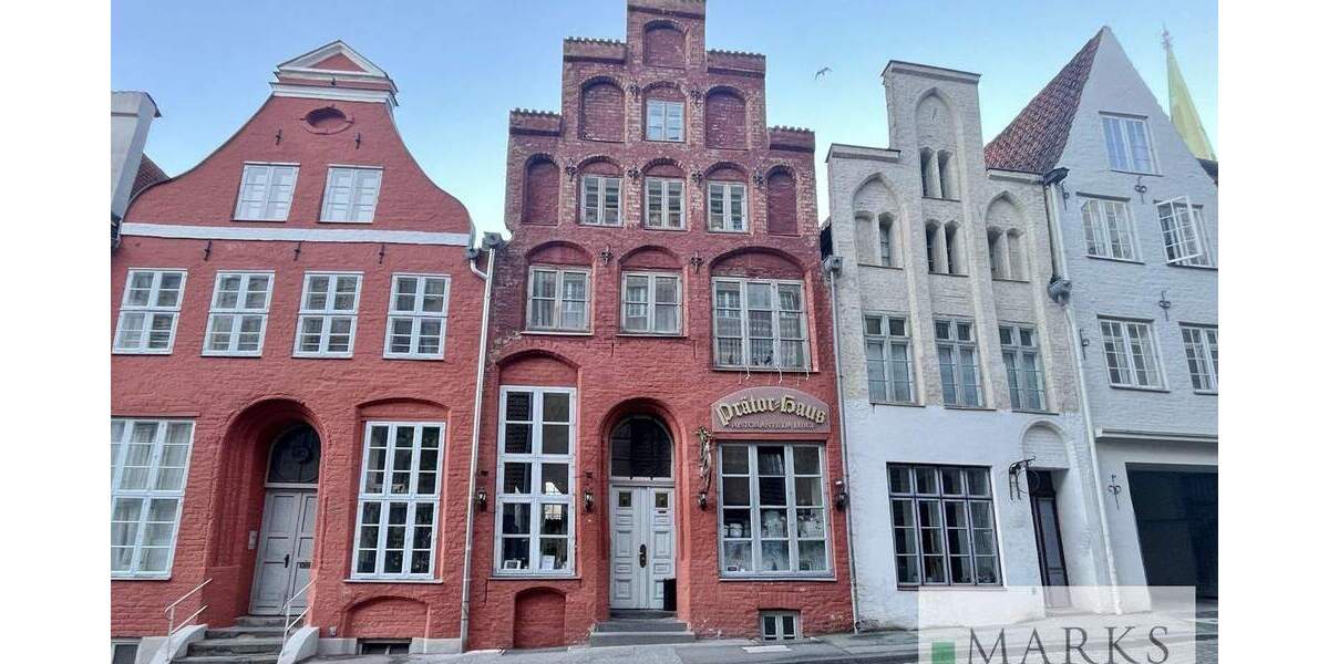 Liebhaberstücke im Herzen von Lübeck Zwei Wohn- und Geschäftshäuser inmitten der Lübecker Altstadt zimmer