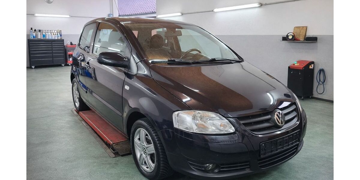 VW Fox 73.000 km 4.950 &euro; Lübeck 23569