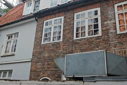 Wohnung Lübeck Innenstadt - 2.5 Zimmer, 77 m&sup2;, 1.095&euro; | Angebot:27546820