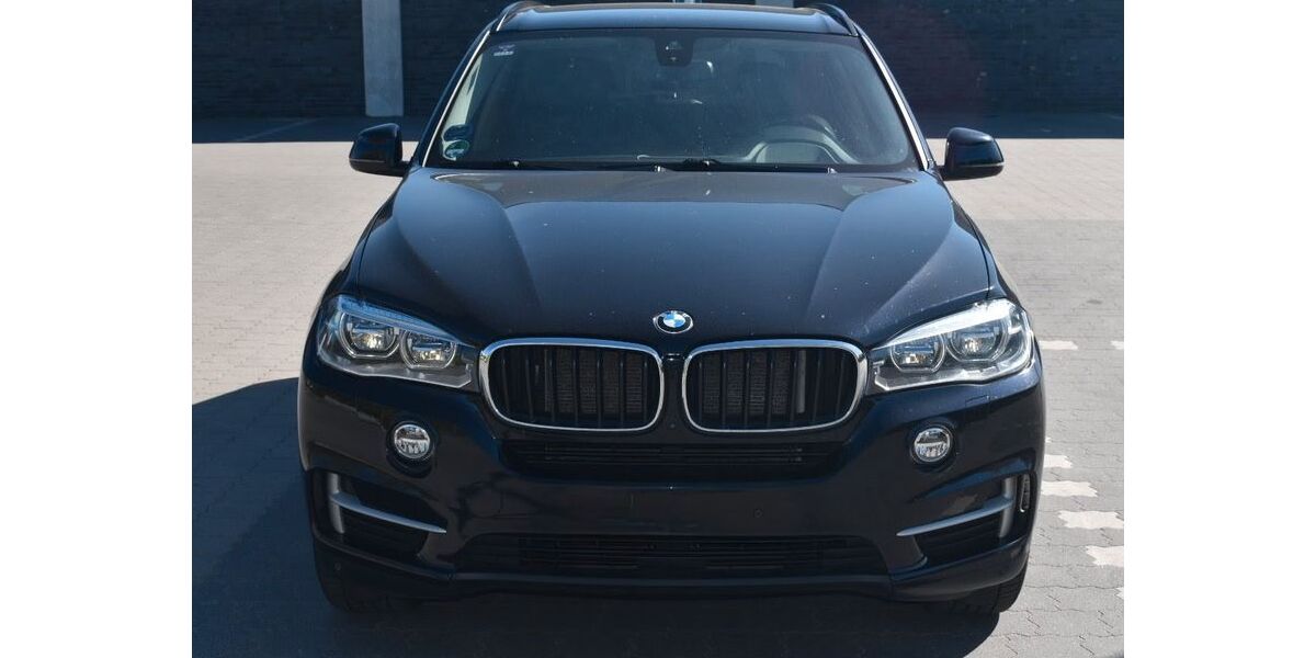 BMW X5 146.500 km 28.000 &euro; Bad Oldesloe 23843