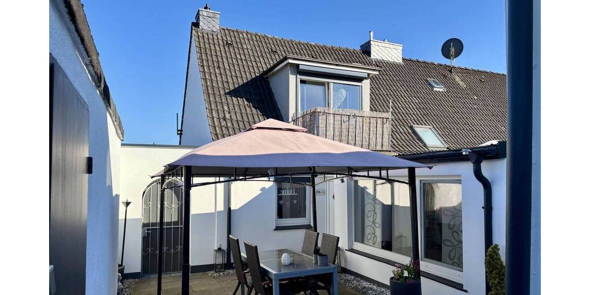 Doppelhaushälfte Lübeck Kücknitz - 5 Zimmer, 103 m&sup2;, 335.000&euro; | Angebot:26555281