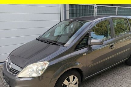 Opel Zafira 108.211 km 6.450 &euro; Lübeck 23556
