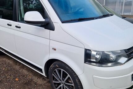 VW T5 Transporter 178.960 km 18.900 € Neustadt in Holstein 23730