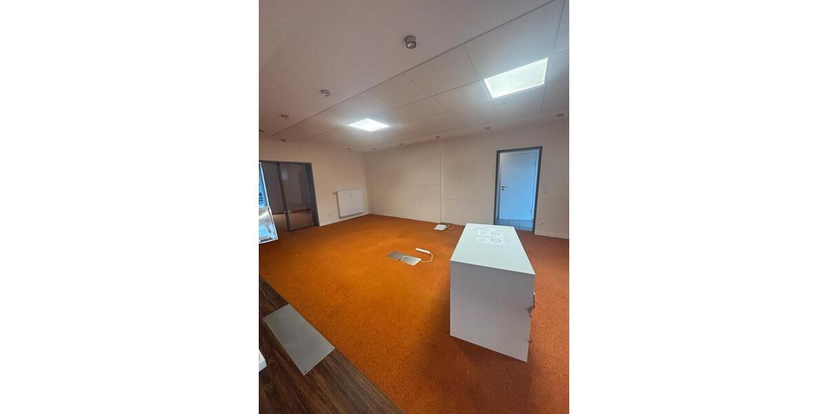 Gewerbeobjekt Breitenfelde - 1.440&euro; | Angebot:22901751